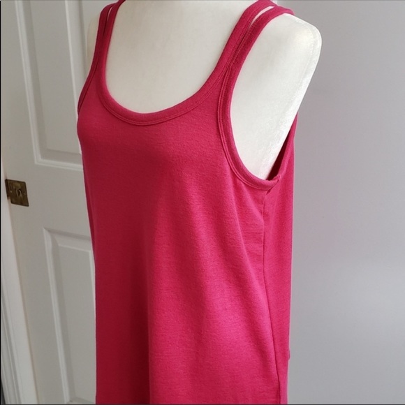 ✨ GAP Tank Top Raspberry Size M - Picture 8 of 10